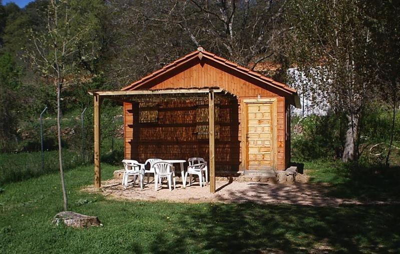 Cabanas Camping Sierra De Penascosa Bagian luar foto
