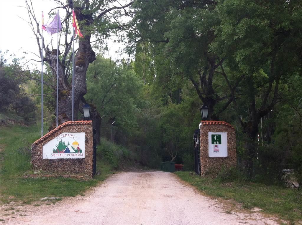 Cabanas Camping Sierra De Penascosa Bagian luar foto