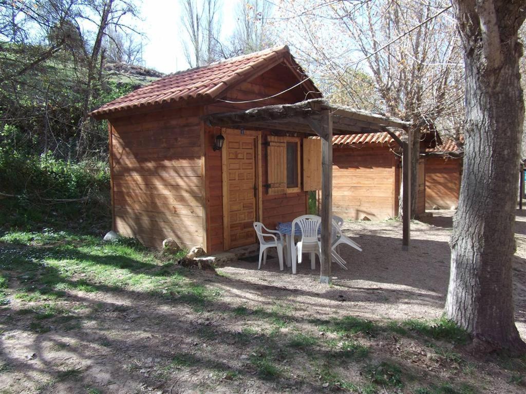 Cabanas Camping Sierra De Penascosa Bagian luar foto